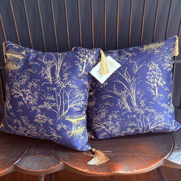 Set of Two (2) Handmade 16" Polished Cotton Throw Pillows with Gold Tassels - Picture 3 of 9